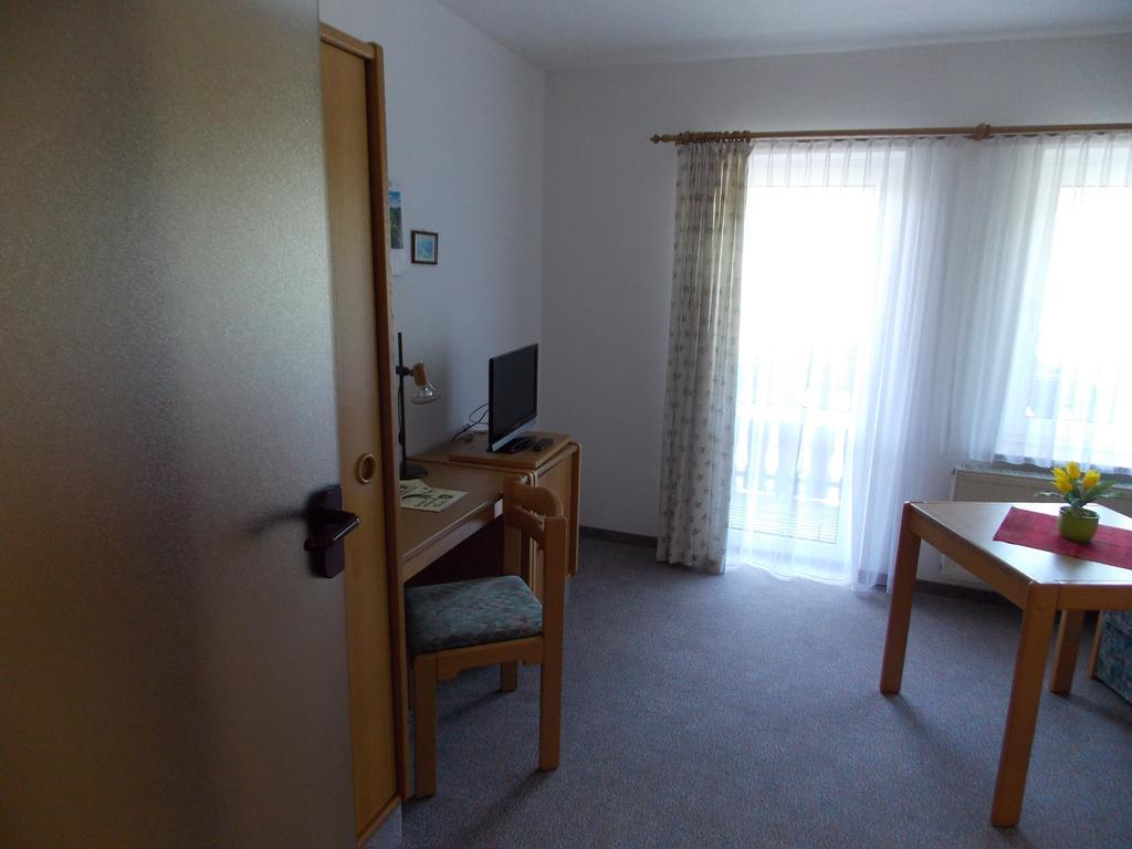 Landhotel Weisses Roess'L Adorf Rom bilde